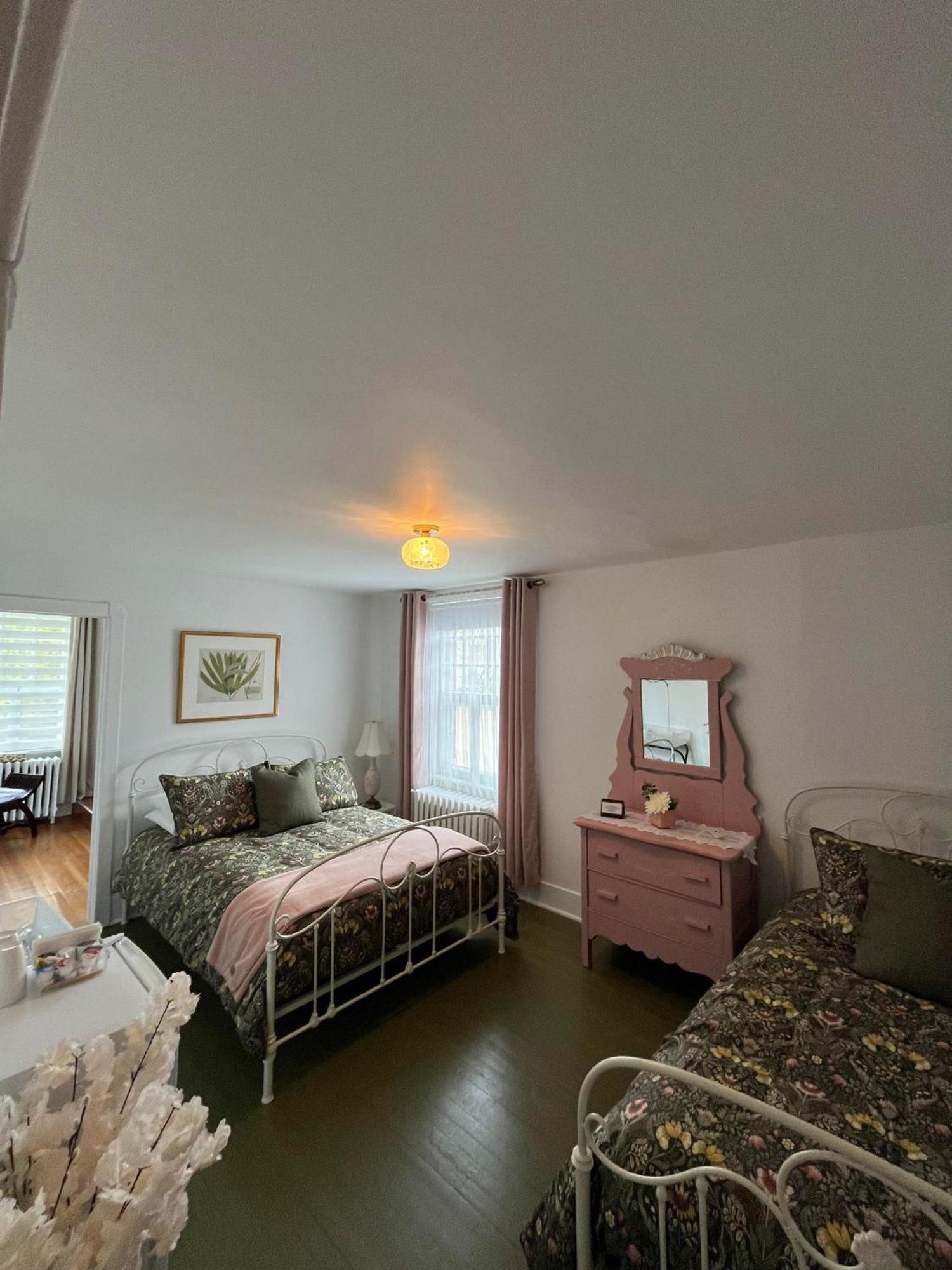 Hotel Le Rustique Saint-Irenee