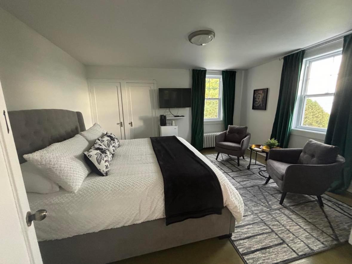 Le Rustique Hotel