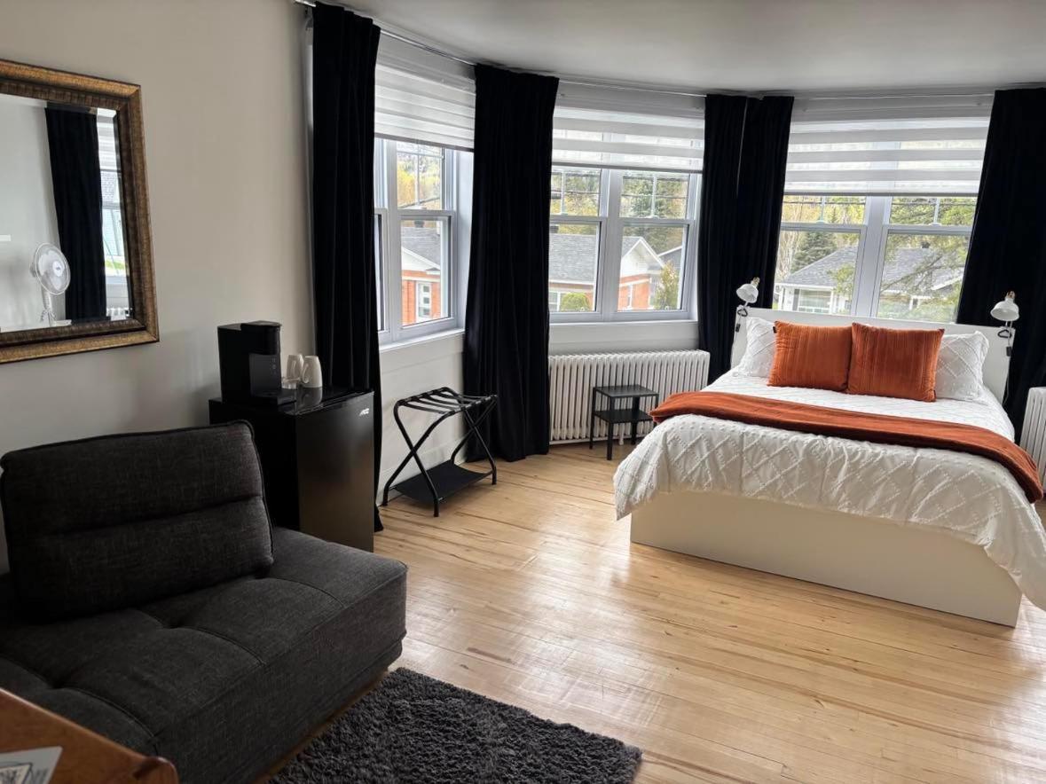 Hotel Le Rustique Saint-Irenee